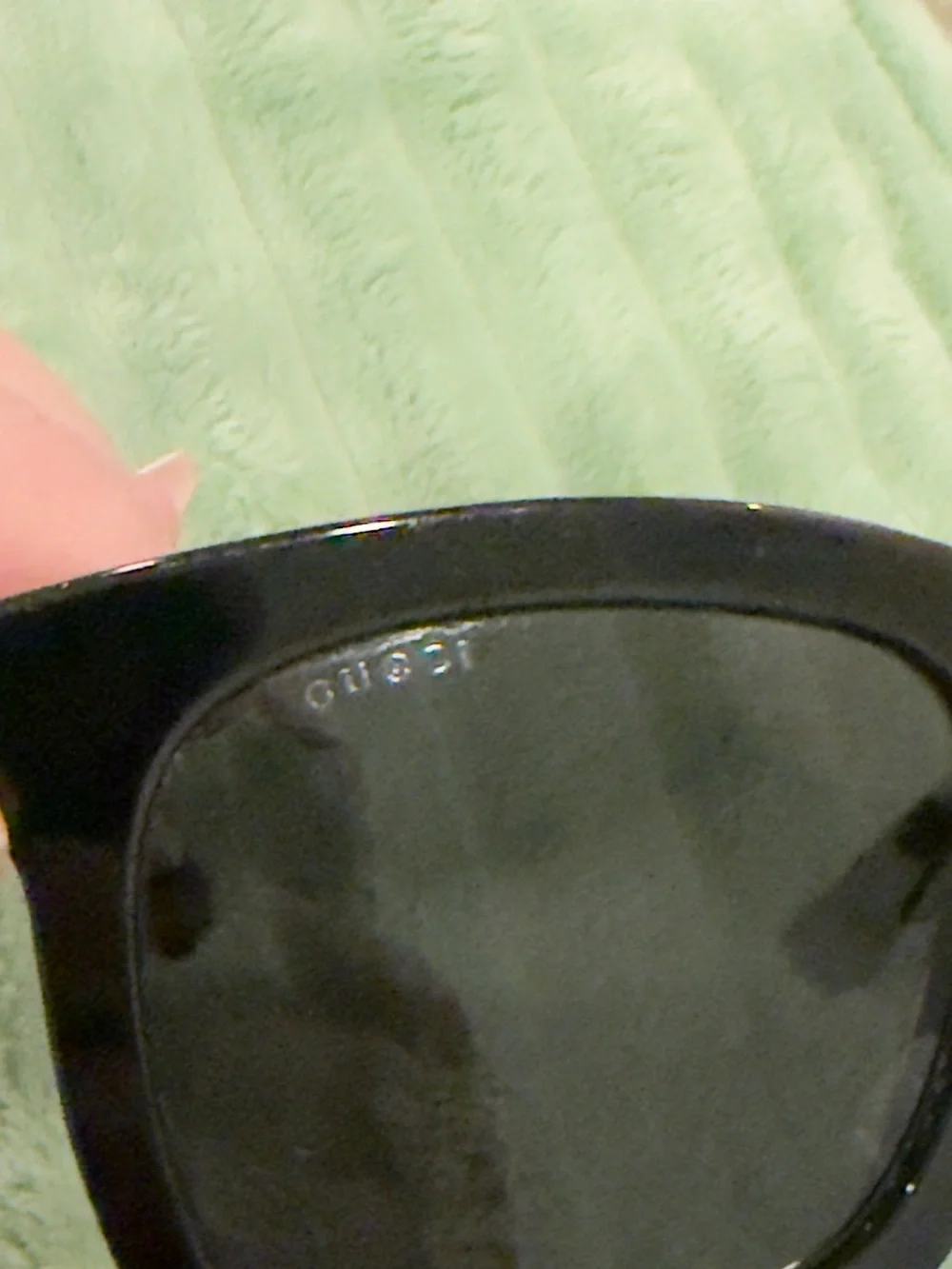 Gucci Black Square Oversized Sunglasses with Dark Lenses GG0326S 001 EUC